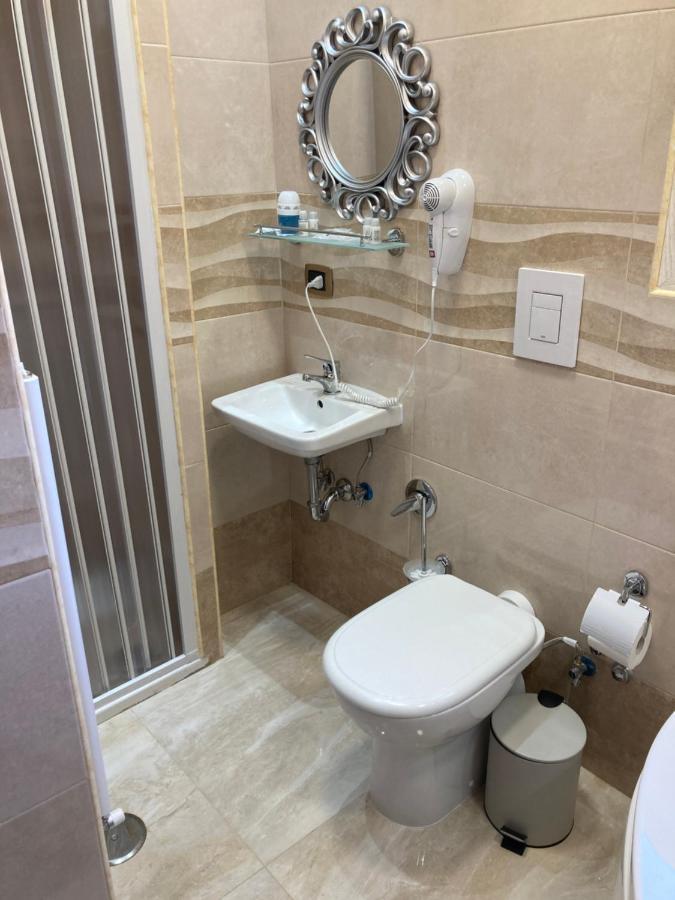 B&B La Reggia Di Rihanna Spa Caserta Eksteriør billede