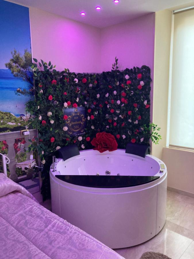 B&B La Reggia Di Rihanna Spa Caserta Eksteriør billede
