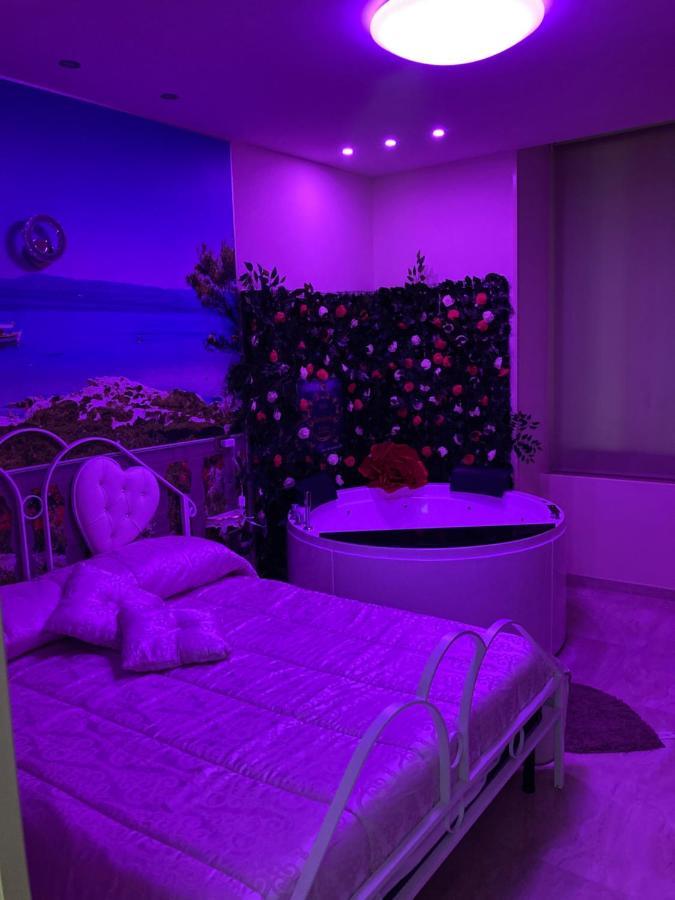 B&B La Reggia Di Rihanna Spa Caserta Eksteriør billede