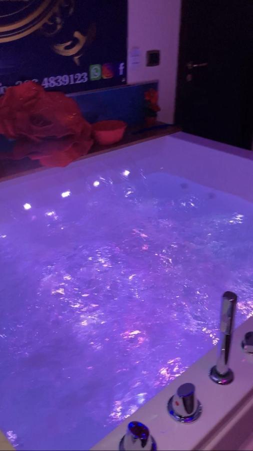 B&B La Reggia Di Rihanna Spa Caserta Eksteriør billede